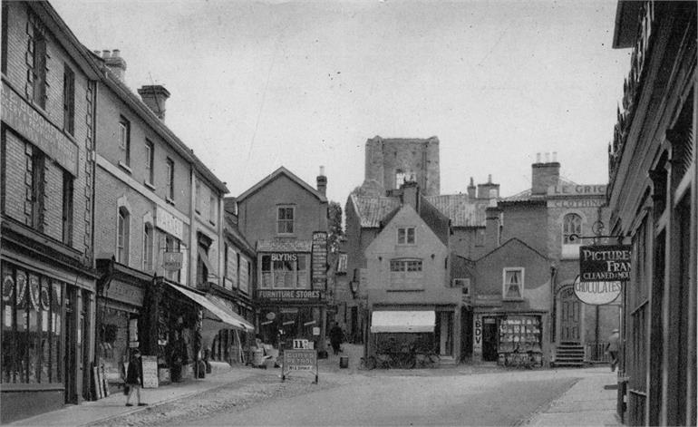 Photograph. Market Street, North Walsham c1910 (North Walsham Archive).