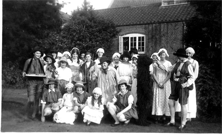 Photograph. North Walsham Girls High School Pageant 1931 (North Walsham Archive).