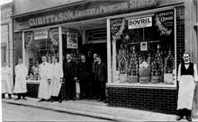 Cubitt & Sons Grocers, 6 Kings Arms Street, North Walsham. Reggie ran the Grocers whilst Hugh ran the Drapers on the Market Place.