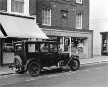 1927 Austin Windsor EX1938 outside Jearys