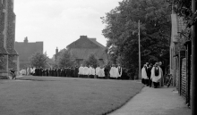 Choir Procession in St Nicholas Churchyard