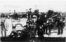 John (Joe) White's Ice Cream cart doing a roaring trade near North Walsham. Joe is 2nd left in the picture.