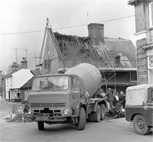 Renovation of Kett's Coffee House, Mundesley Road - 1980.
Photo by Les Edwards.