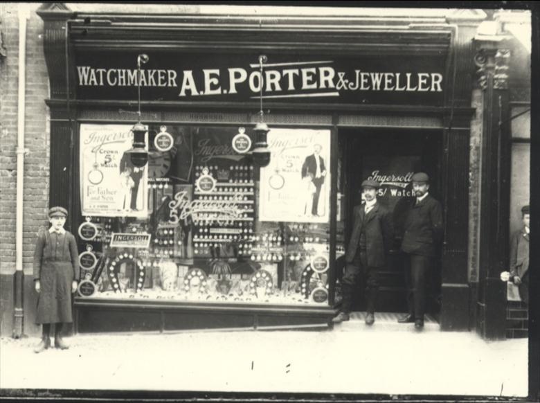 A.E.Porter, Jeweller, Market Street North Walsham. (North Walsham Archive) Photograph. A.E.Porter, Jeweller, Market Street North Walsham. (North Walsham Archive).
