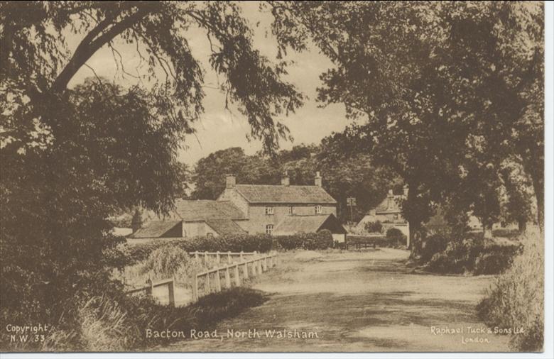 Photograph. Bluebell Pond and Pub, Bacton Road, North Walsham. (North Walsham Archive).
