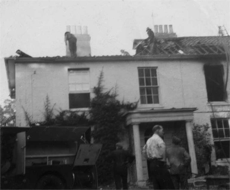 Photograph. Hamlet House Fire (North Walsham Archive).