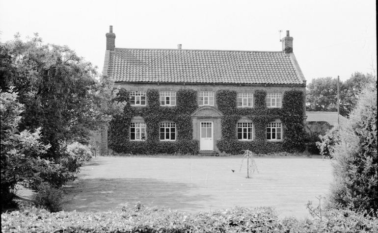 Photograph. Manor Farm, Banningham. (North Walsham Archive).