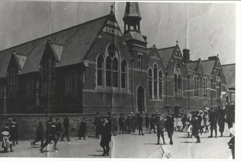 Photograph. Manor Road School. (North Walsham Archive).