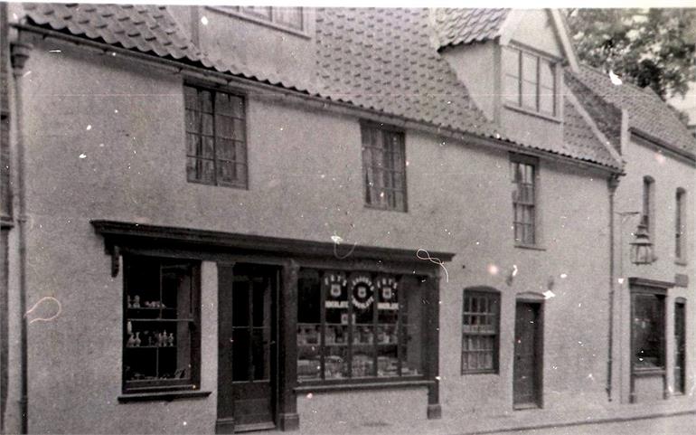 Photograph. Top of North Walsham Market Place (North Walsham Archive).