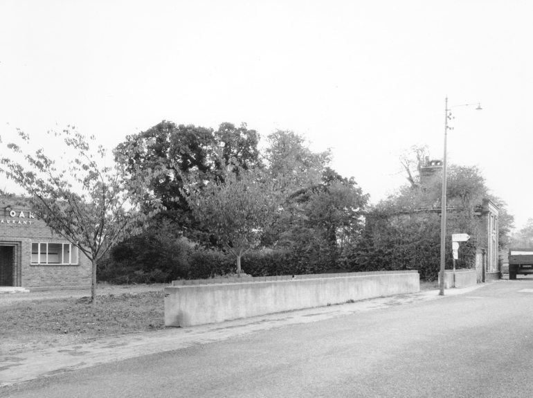 Photograph. Yarmouth Road (North Walsham Archive).